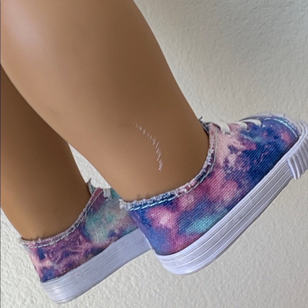 American Girl Doll with Red Wavy Hair and Blue Outfit - Picture 4 of 6